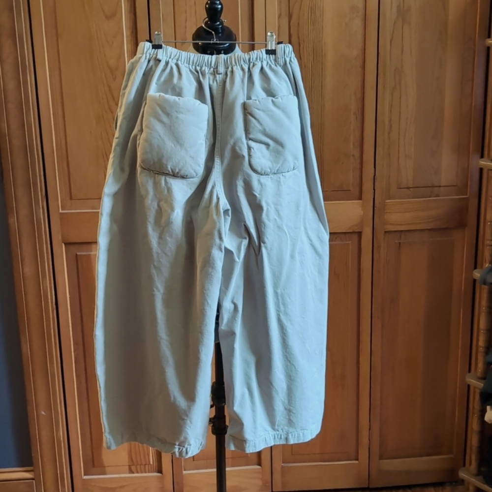 VERMO Sz Small Wide Leg Pants Khaki Color Drawstring